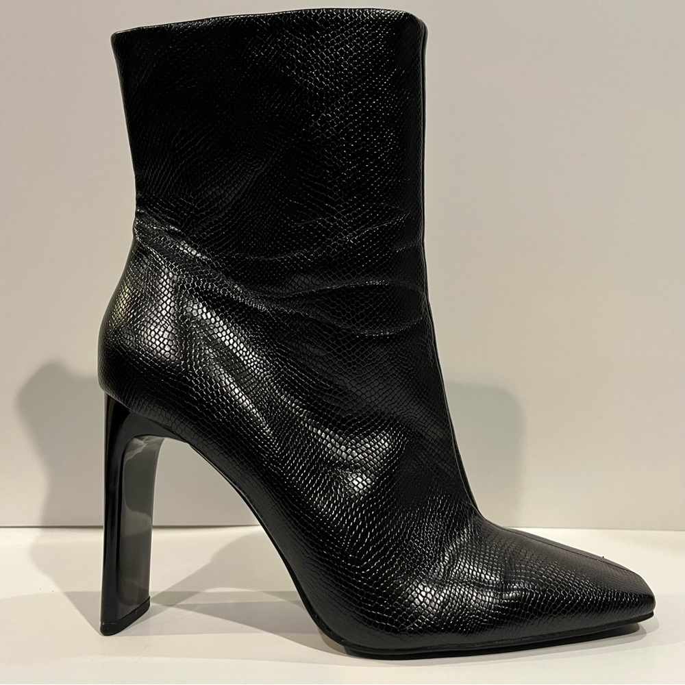 Zara Black Calf High Square Toe Boots Size 41 EU (Approx 9.5 U.S.)